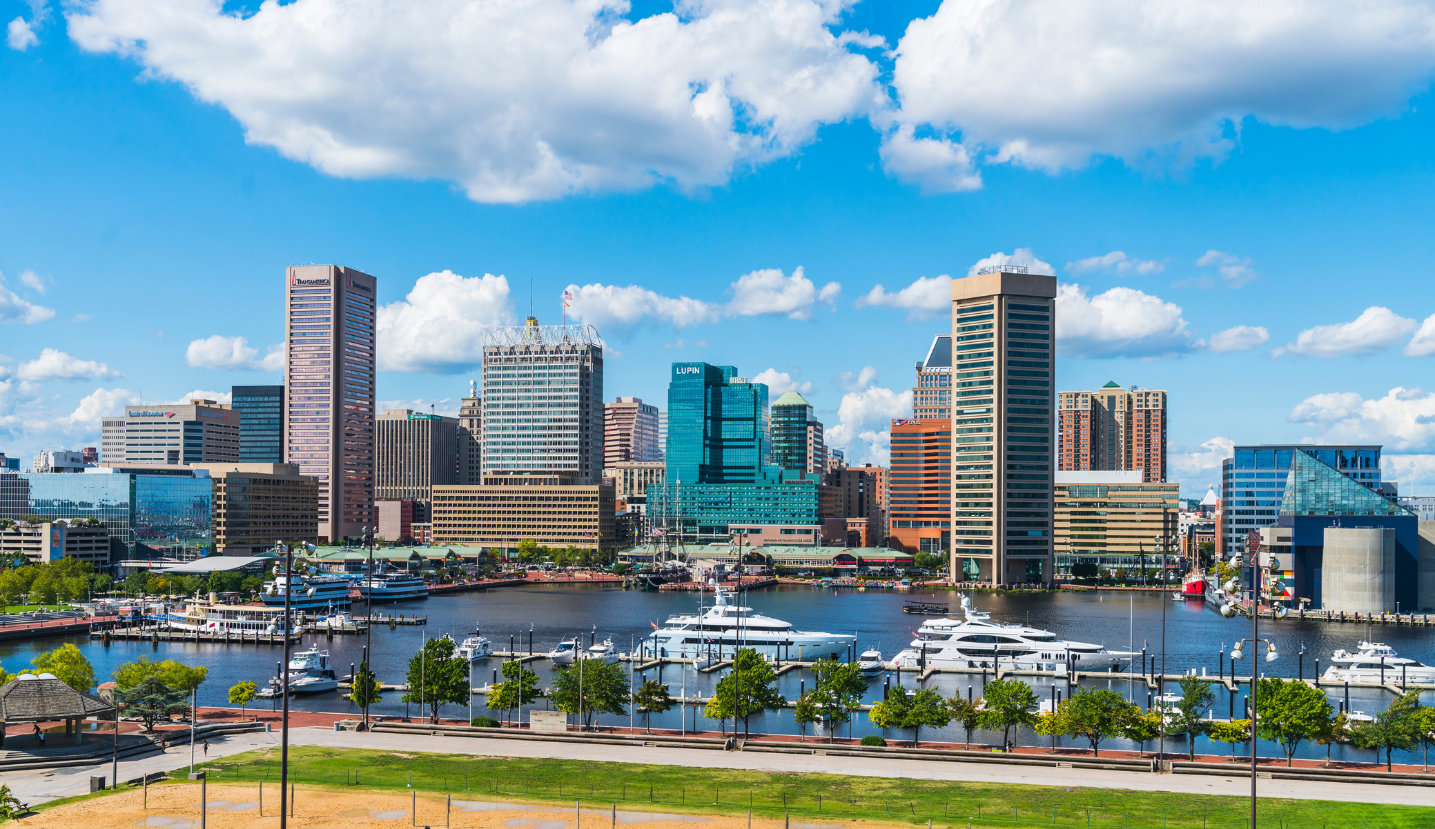 baltimore,maryland,usa. 09-07-17 :  Baltimore skyline on sunny day.